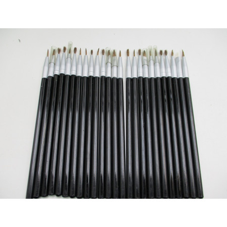 25 PINCEAUX MAQUILLAGE 0.12€