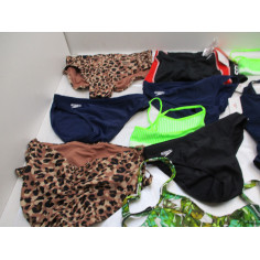 86 maillots haut ou bas a 0.50€