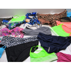 86 maillots haut ou bas a 0.50€