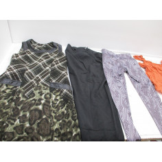 56 vetements femme a 1€