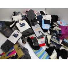 112 paires de chaussettes a 0.25€