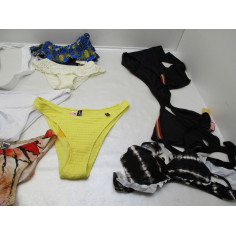 131 maillots bain haut ou bas a 0.40€