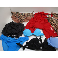 131 maillots bain haut ou bas a 0.40€