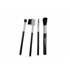 4 PINCEAUAX DE MAQUILLAGE