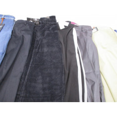 30 PANTALONS A 1.50€