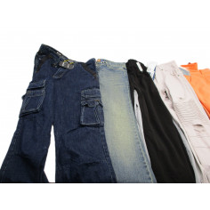 30 PANTALONS A 1.50€
