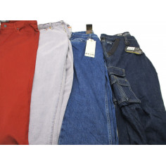 30 PANTALONS A 1.50€