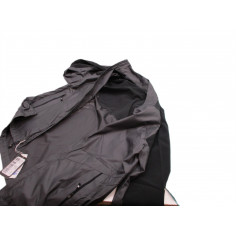 16 VESTES