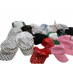 86 CASQUETTES ET CHAPEAUX