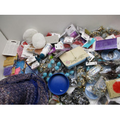 Palette 2087 articles bazar