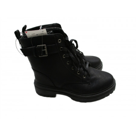Chaussure pointure 40