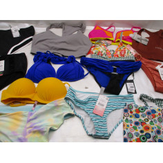 56 Maillots de bain haut ou bas