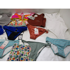 56 Maillots de bain haut ou bas