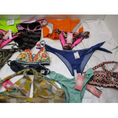 43 Maillots de bain haut ou bas
