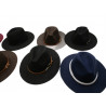 12 Chapeaux