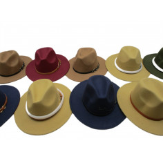 15 Chapeaux