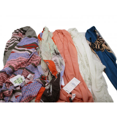 5 Foulards