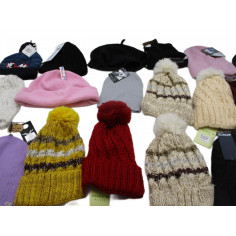 30 Bonnets