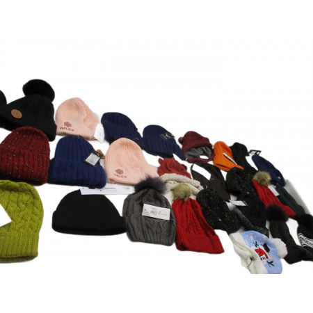 28 Bonnets