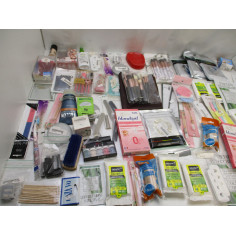 200 Articles maquillage