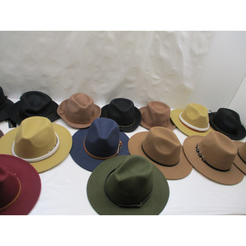 15 Chapeaux