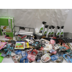 Palette 585 articles bazar...