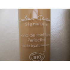 5 Fond de teint fluide caramel