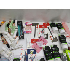 74  Articles cosmetiques