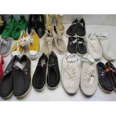 20 Paires de chaussures