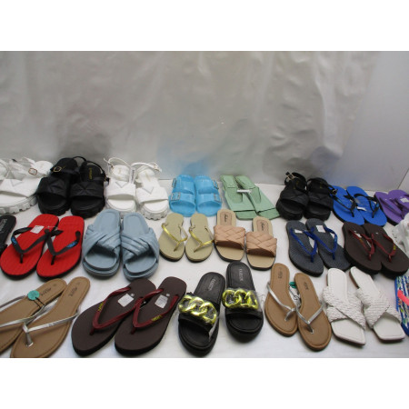 28 Paires de tongs