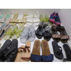 18 Paires de chaussures