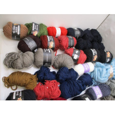 48 pelotes de laine