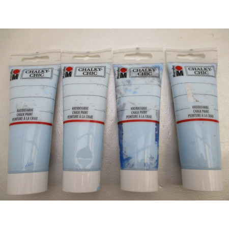 4 Peintures a la craie bleu clair