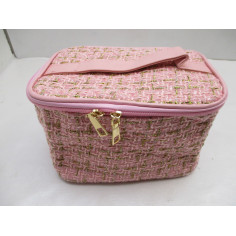 Trousse de maquillage...
