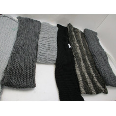24 Echarpes a 1€