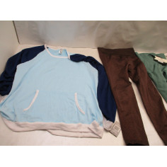 48 Vetements femme neuf