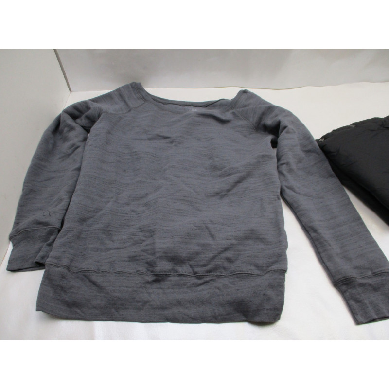 32 vetements femme neuf