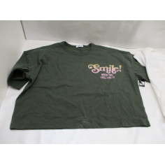 32 vetements femme neuf