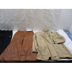 52 Vetements femme neuf