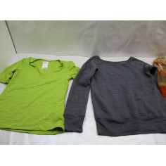 52 Vetements femme neuf