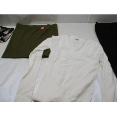 62 Vetements femme neuf