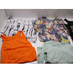 62 Vetements femme neuf