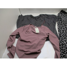 46 Vetements femme neuf