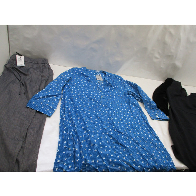 63 Vetements femme neuf