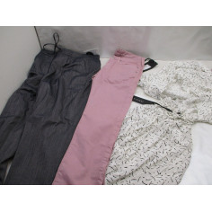 63 Vetements femme neuf