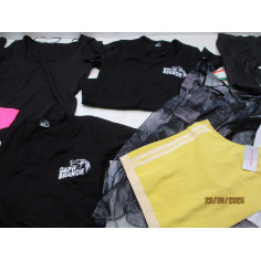 63 Vetements femme neuf