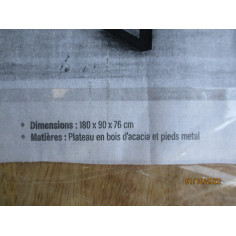 Table 180x90 h 76 cm