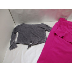 42 Vetements femme neuf