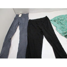 42 Vetements femme neuf