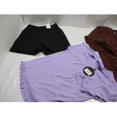 52 Vetements femme neuf